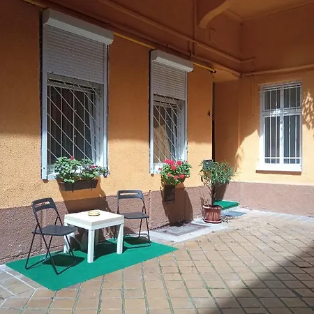 Daire Free Parking Garage! Downtown Close To New York Cafe *