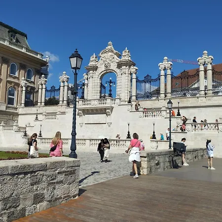 Free Parking Garage! Downtown Apartment, Location!